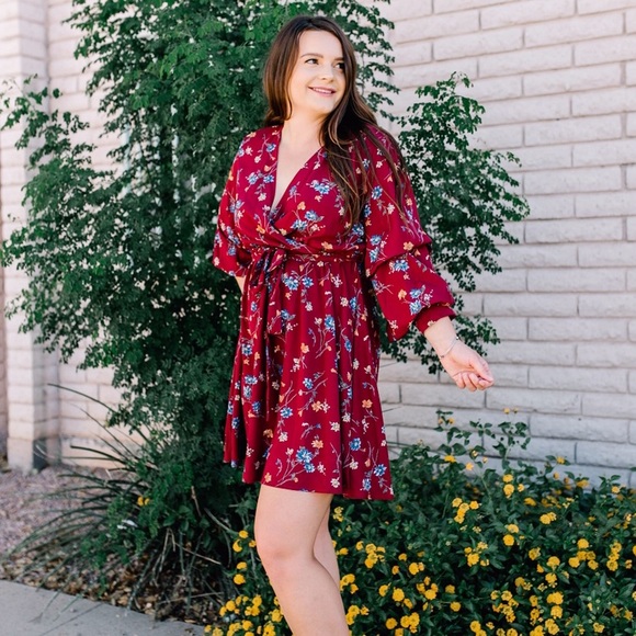 Mauve dress with floral detailing - Picture 4 of 7